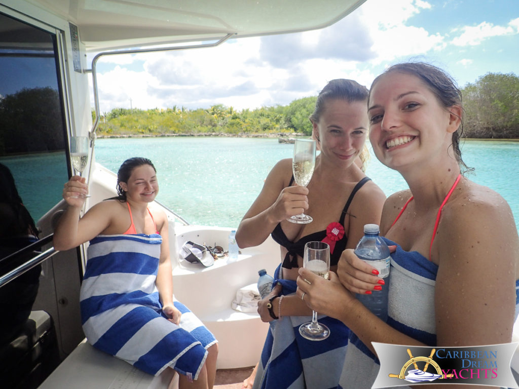 Catamaran and Yachts Tours In Cancun and Playa Del Carmen